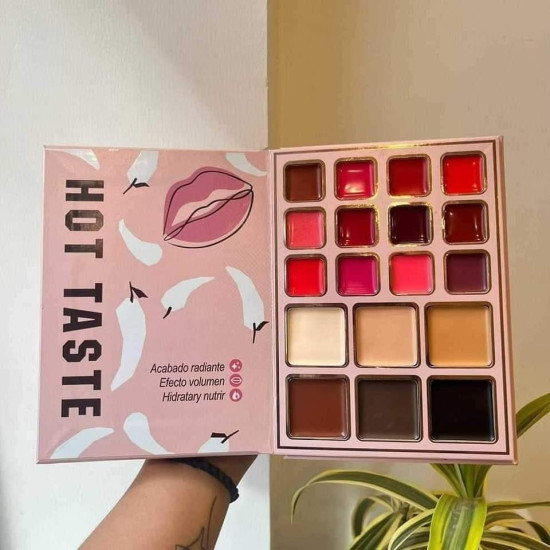 IGOODCO fashion 5 In 1 Makeup Book palette